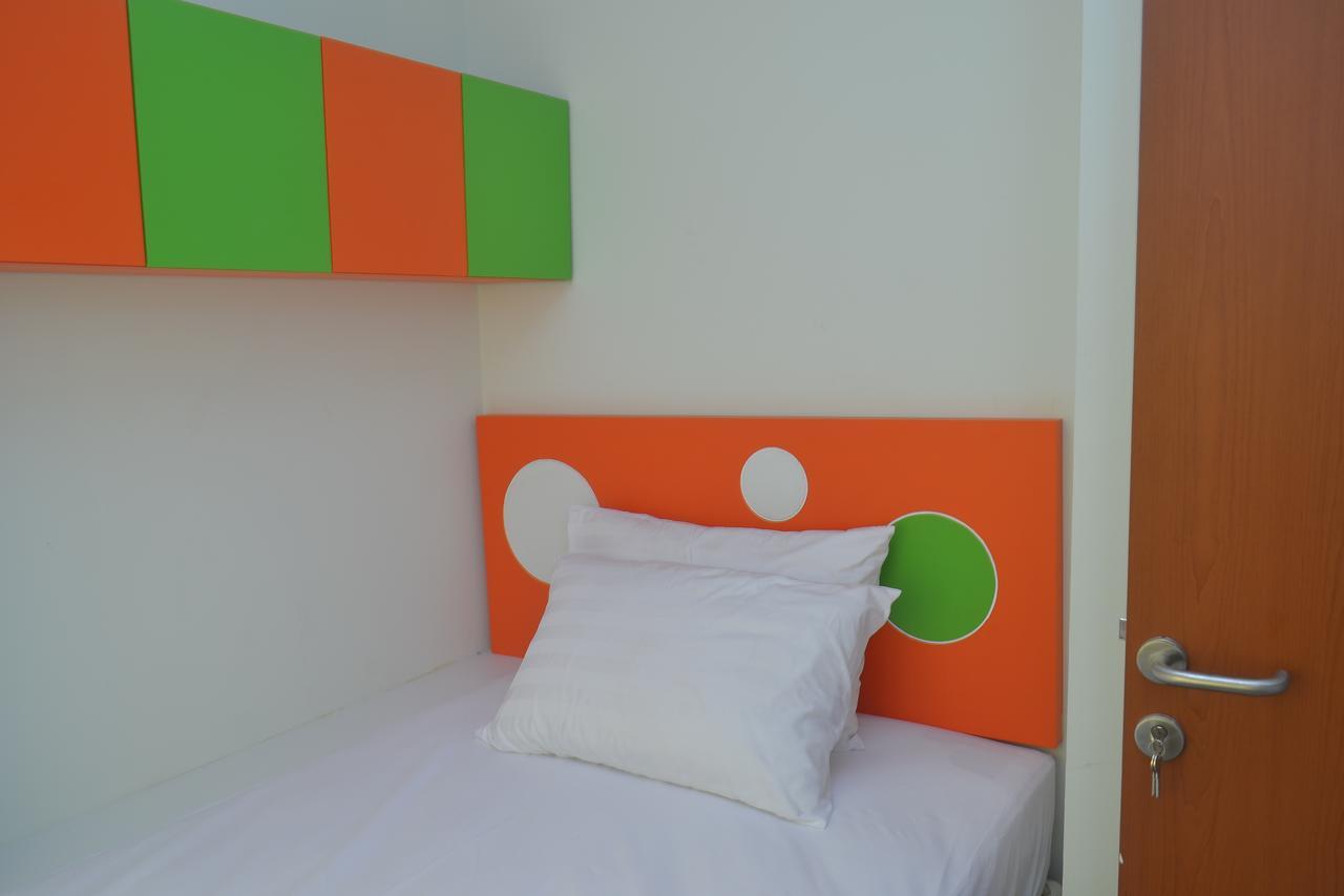 ไททาเนียม เอ็กซ์เพรส โฮมเทล Hotel จาการ์ตา ภายนอก รูปภาพ