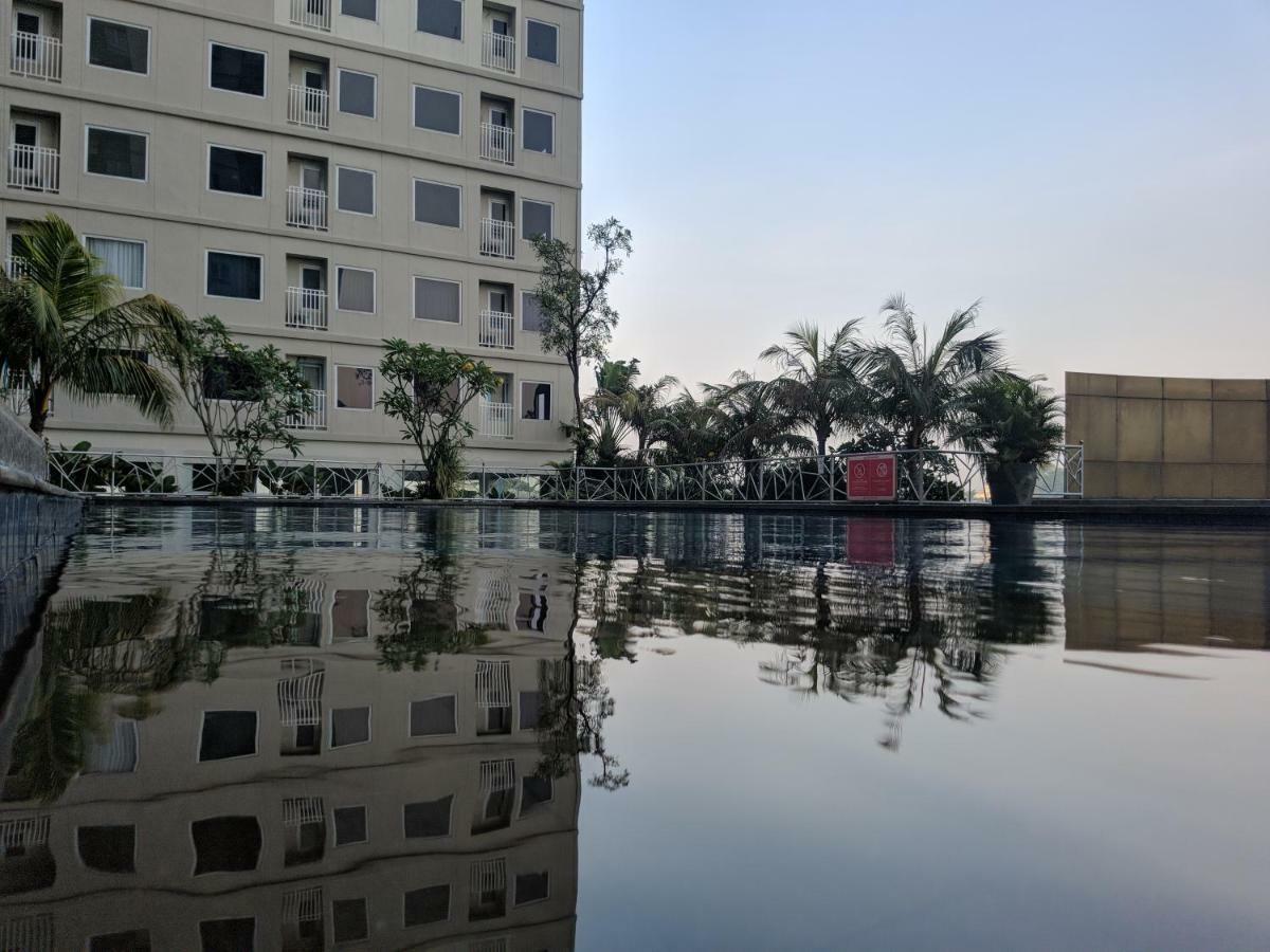 ไททาเนียม เอ็กซ์เพรส โฮมเทล Hotel จาการ์ตา ภายนอก รูปภาพ